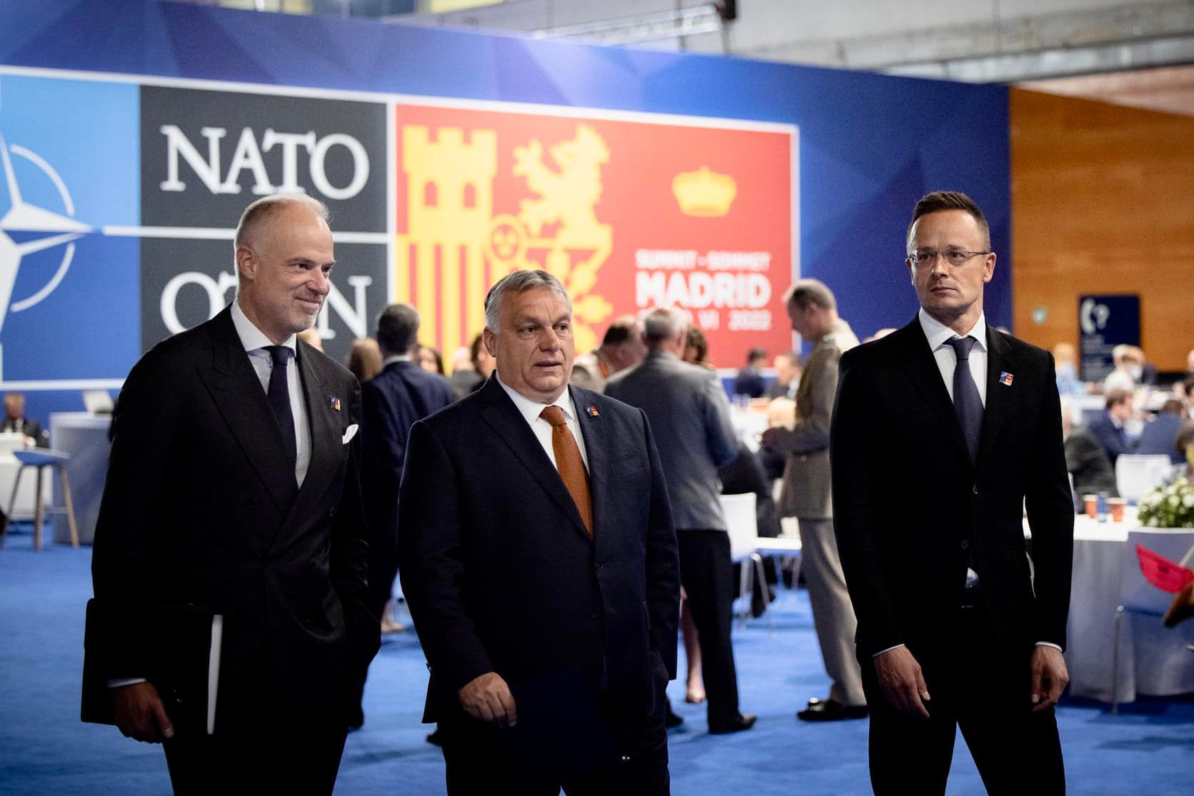 A béke megteremtését helyezzük a NATO erőfeszítéseinek középpontjába - írta Szijjártó