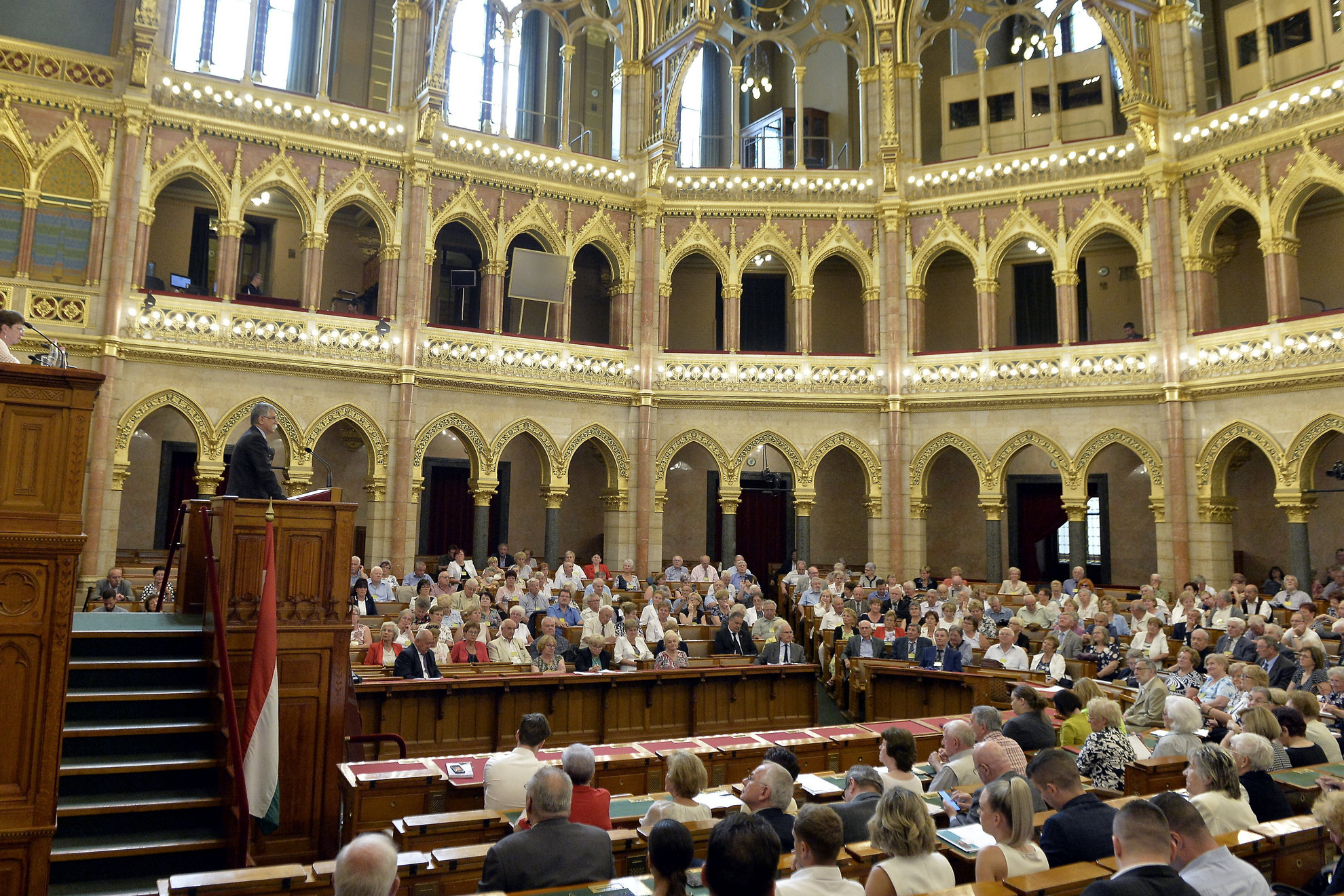 Kövér László, az Országgyűlés elnöke beszédet mond az Országos Nyugdíjas Parlament V. ülésén az Országházban 2022. június 16-án.