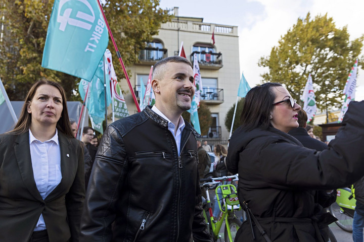 Végóráit éli a Jobbik