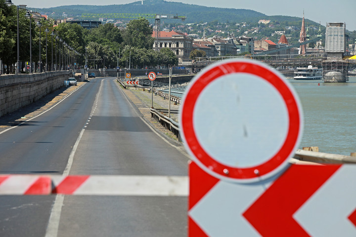 Ezúttal egy hónapra zárja le a rakpartot az autósok elől Karácsony Gergely