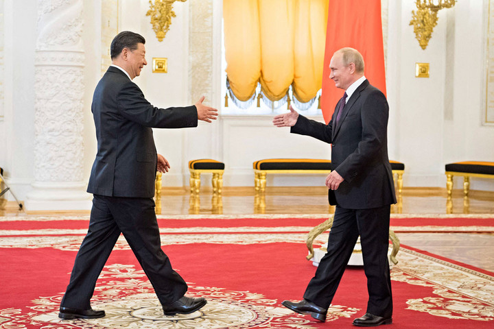 Peking továbbra is Moszkva mellett áll