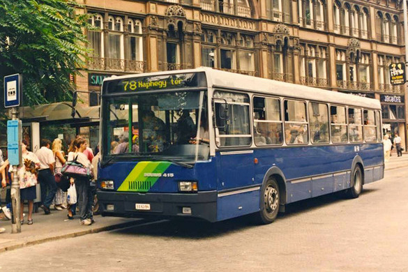 Holnaptól jönnek az alacsony padlós buszok Budapesten