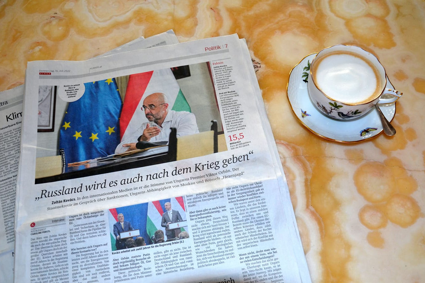 A szankciók hatástalanságáról is beszélt az osztrák napilapnak Kovács Zoltán