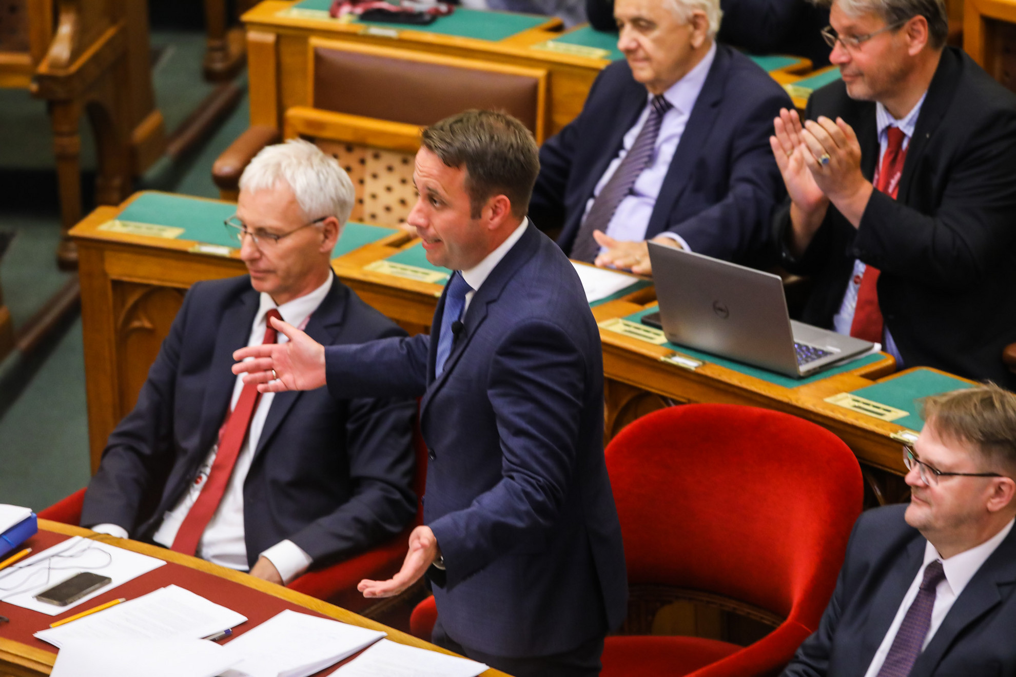 Fotó: MH/Purger Tamás Az európai gazdaság egén sötét fellegek gyűltek össze, az ok egyértelműen a háborús infláció - hangsúlyozta Dömötör Csaba