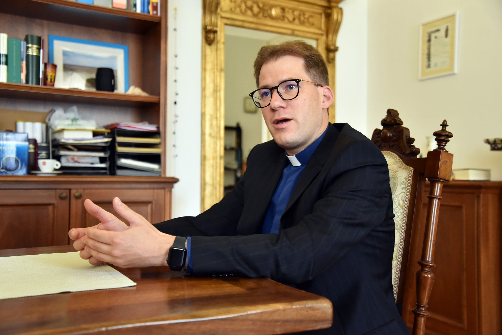 Az Olaszországi Magyar Katolikus Missziót vezető Németh Norbert hétvégente az Alpoktól az Etnáig járja a csizmát