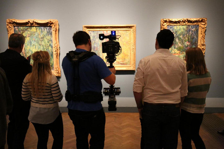 Tizenhárom méternyi Monet – egyben