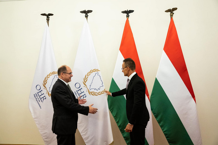 Szijjártó: Magyarország támogatja Bosznia-Hercegovina stabilitásának megerősítését