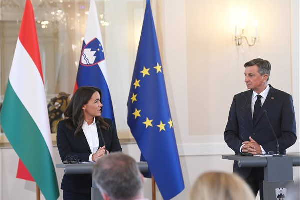 Novák Katalin: Nem a béke és az igazság áll egymással szemben, hanem a béke és a háború