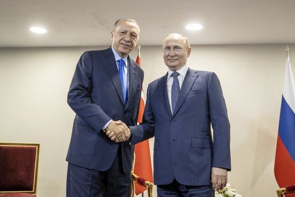 Putyin és Erdogan orosz-ukrán fogolycseréről és gazdasági együttműködésről tárgyalt