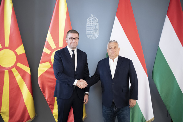 Orbán Viktor észak-macedón pártvezetővel tárgyalt