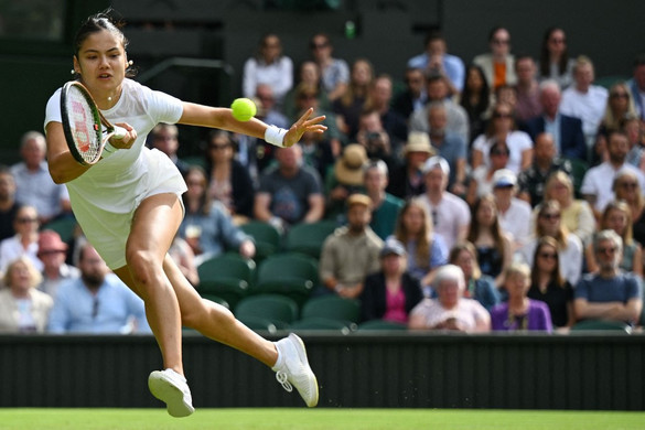 Orosz edzővel készül a US Openre a brit Raducanu
