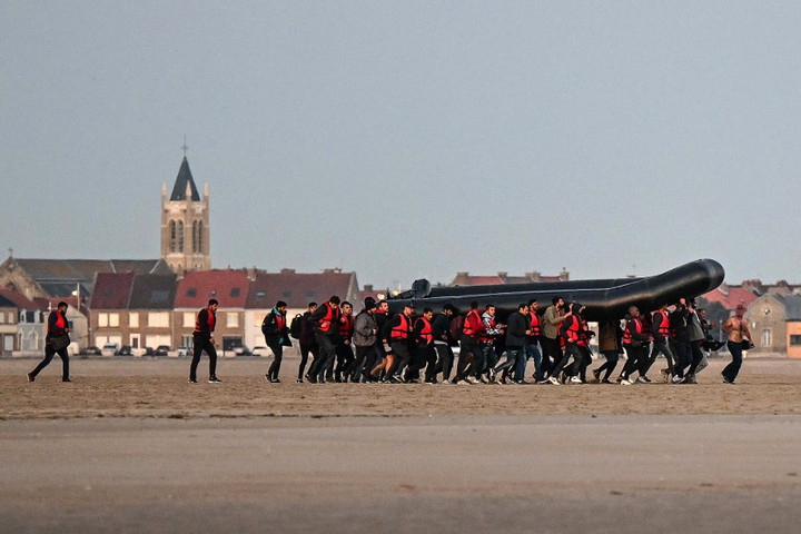 Fotó: DENIS CHARLET / AFP Vége a tengeri migránstaxiknak
