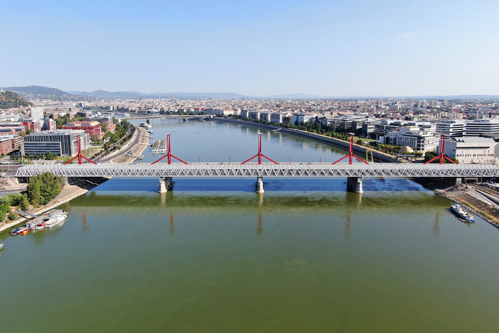 Vitézy Dávid: Kelet- és Nyugat-Európát is összeköti a megújult vasúti Duna-híd