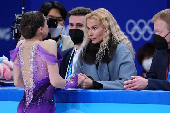 Kifakadt Eteri Tutberidze, az olimpiai és világbajnok műkorcsolyázók orosz edzője