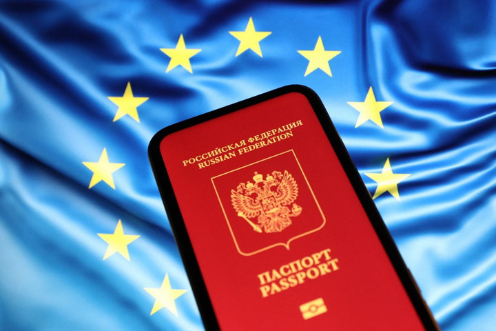 Fotó: Anadolu Agency/Hakan Nural Az EU az Oroszországgal fennálló vízumkönnyítési megállapodás teljes felfüggesztéséről határozott