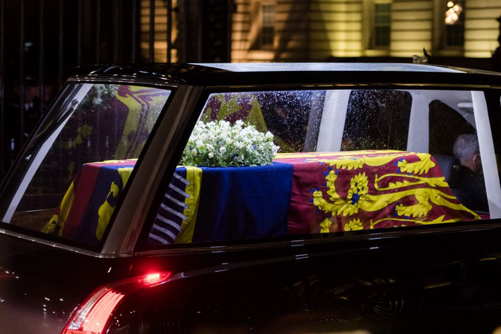 Fotó: AFP/Anadolu/Wiktor Szymanowicz Szerdán felravatalozzák II. Erzsébet koporsóját a londoni parlamentben
