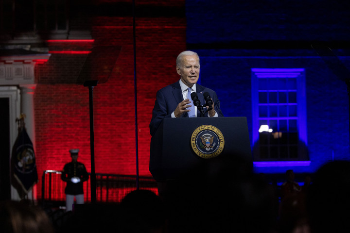 Fotó: AFP/Anadolu Agency/Nathan Posn Biden: Donald Trump és republikánus támogatói veszélyt jelentenek a demokráciára