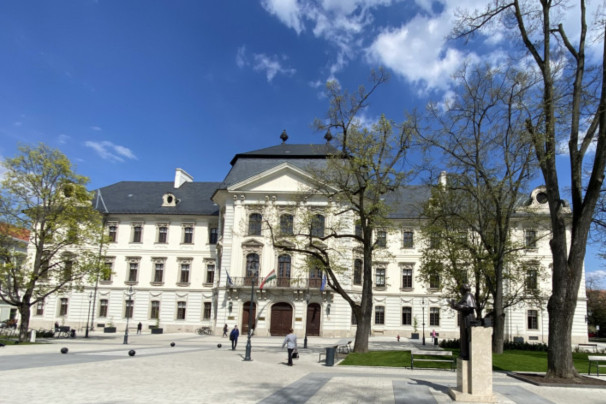 MKPK: 347 katolikus oktatási intézmény 752 telephelyén kezdődött el a tanév