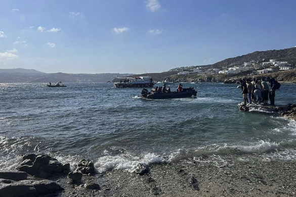 Vízbe fulladtak az illegális migránsok