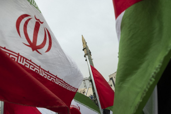 Irán diplomáciai megoldást keres az atomprogramja körüli vita rendezesére