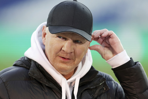 Effenberg húsz év után visszatért a Bayern Münchenhez