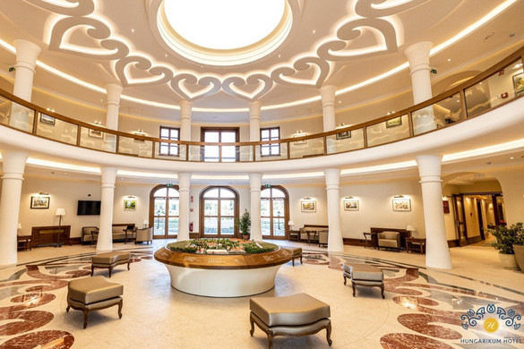 Átadták a négycsillagos Hungarikum Hotelt Lakiteleken