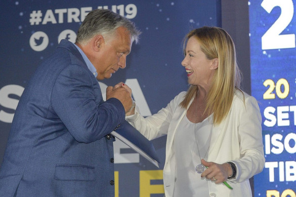 Orbán Viktor: Köszönjük Giorgia Meloninak, hogy megvédi Európa határait!