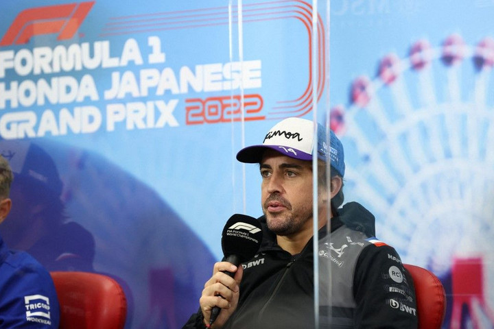 Alonso volt a leggyorsabb az esős első szabadedzésen Japánban