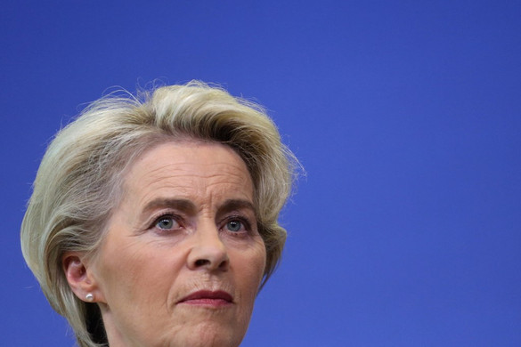 Pitiáner aktuálpolitikai érdekekért terjeszt álhíreket a dollárbaloldal