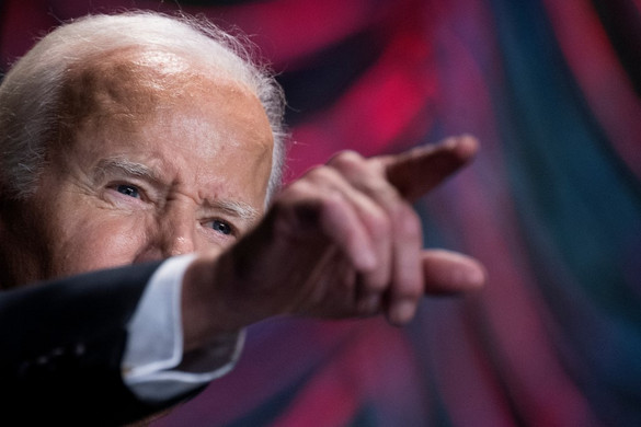 Joe Biden aggódik az olasz demokráciáért