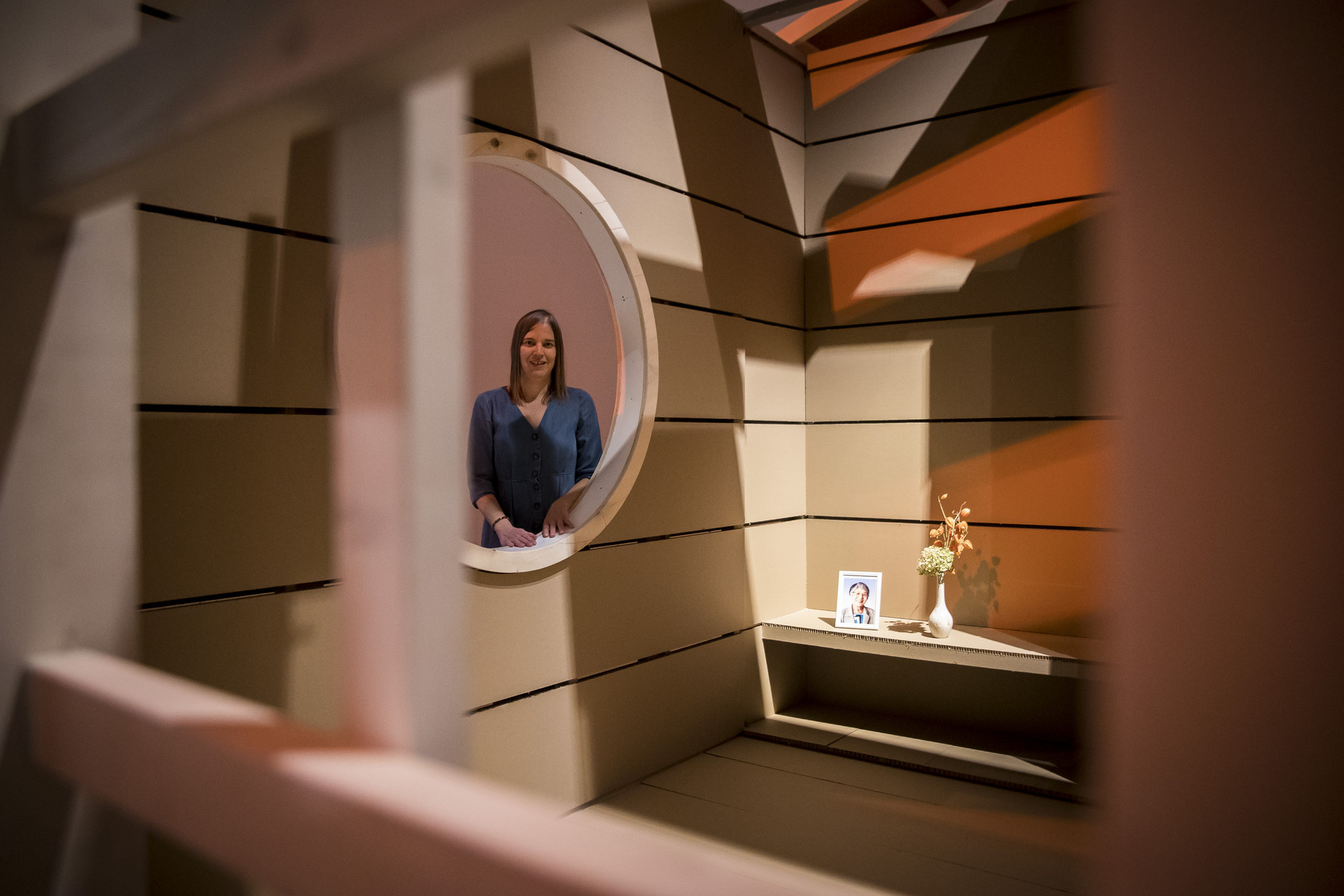 A Wágner-kiállítás meditációs szobájának ablakában