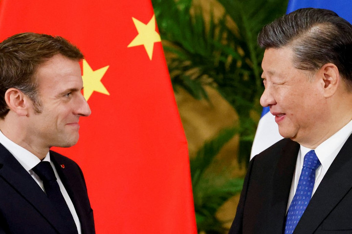 A párizsi–pekingi kapcsolatok mélyítéséről egyeztetett a francia és a kínai államfő