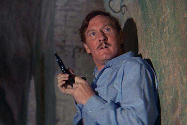 Elhunyt Leslie Phillips