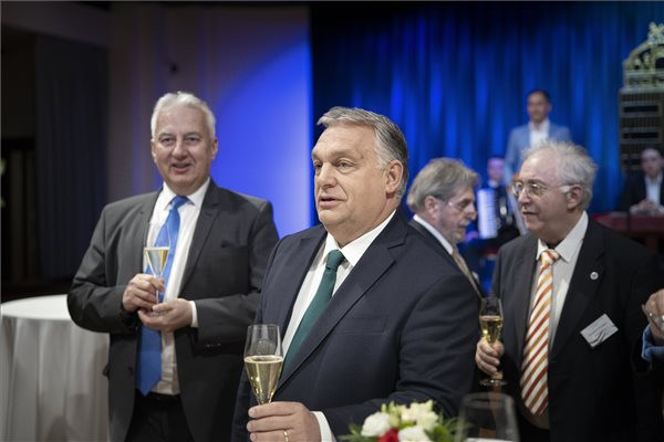 Orbán Viktor: Mi mindig a történelem magyar oldalán állunk