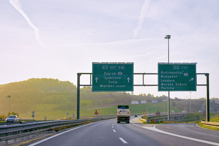 Ljubljana fenntarthatja a határellenőrzést Horvátországgal a schengeni csatlakozás után is