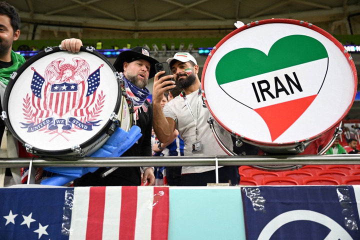 Az amerikaiaktól vereséget szenvedő iráni játékosokat megbüntetik – egy CIA-tiszt szerint