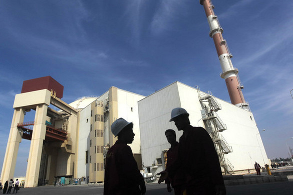 Irán új atomerőművet épít