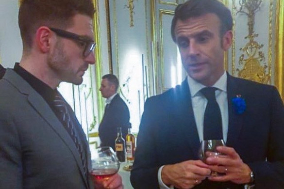 Soros György fia a Twitteren fényezi a találkáját  Macronnal