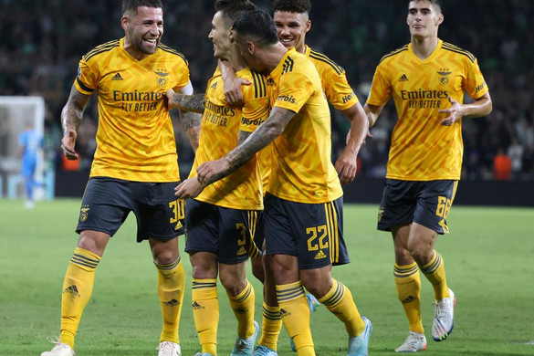 A Benfica kiütéses győzelme csoportelsőséget ért