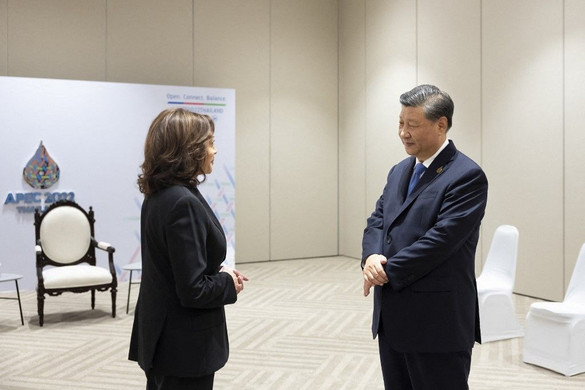 A kínai elnök jobb kapcsolatot kíván teremteni Washington és Peking között