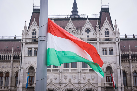 Gengszternek nevezte Magyarországot egy svéd lap