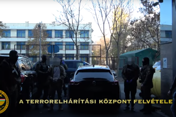 Budapestre hoztak egy embercsempészettel gyanúsított török férfit