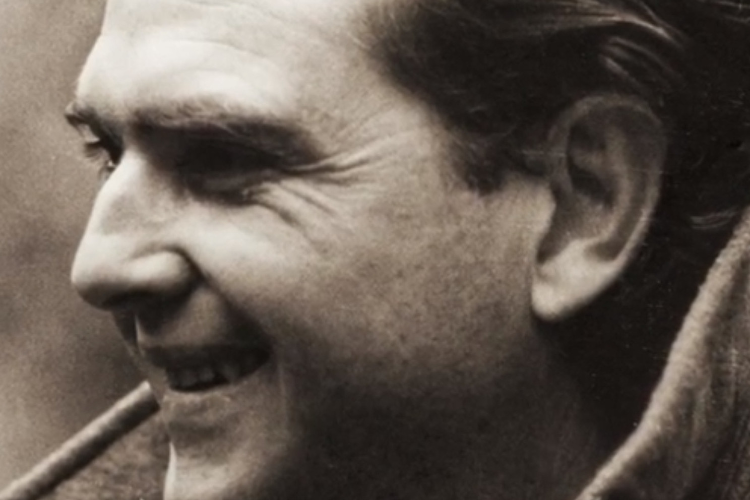 Fotó: NFI Gyöngyössy Imre költőnek indult, de a kommunista rendszer meghurcolta, börtönbe került, majd filmrendező lett. Stigma című verseskötete csak halála után jelent meg