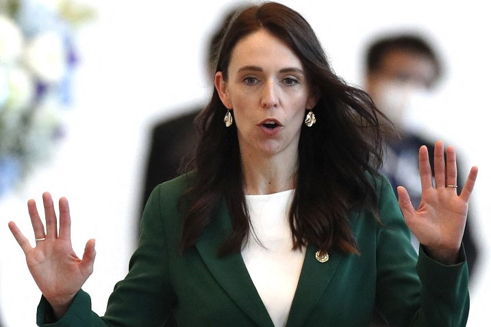 Távozik Új-Zéland miniszterelnöke