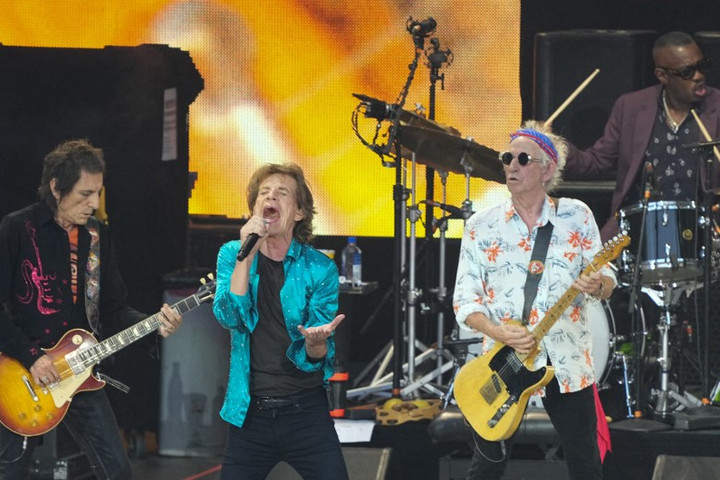 Fotó: dpa Picture-Alliance via AFP/Aoeren Stache Emlékérmét adtak ki a The Rolling Stones megalakulásának hatvanadik évfordulója alkalmából Nagy-Britanniában
