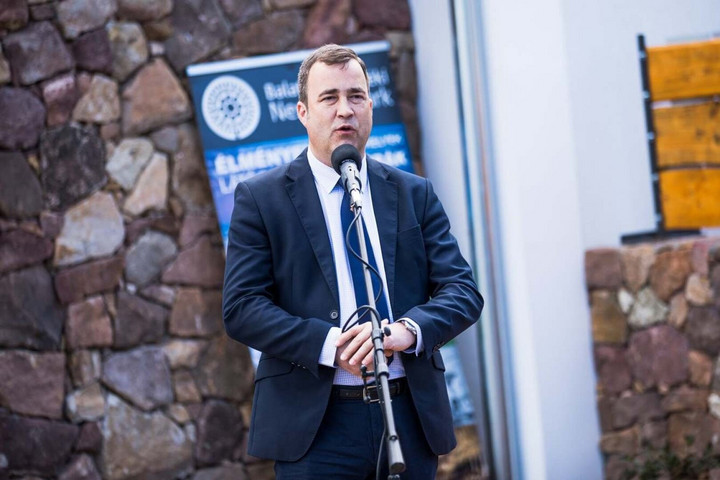 Fotó: kormany.hu Rácz András: Hétszáz ökoturisztikai létesítmény működik belföldön