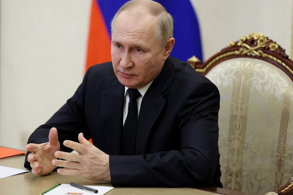 Putyin: A Nyugat gyarmatává tette Ukrajnát