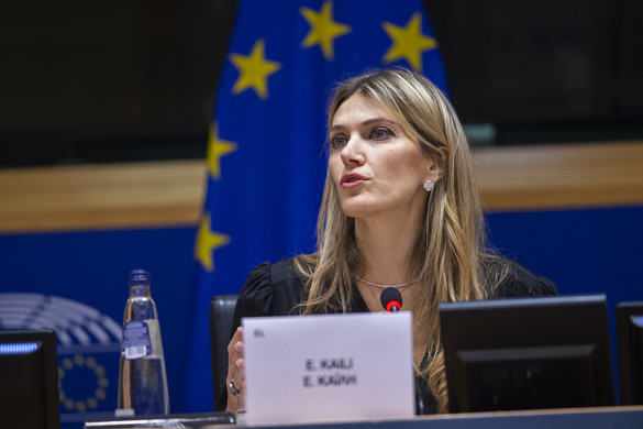 Az Európai Parlament visszavonta Eva Kaili alelnöki megbízatását