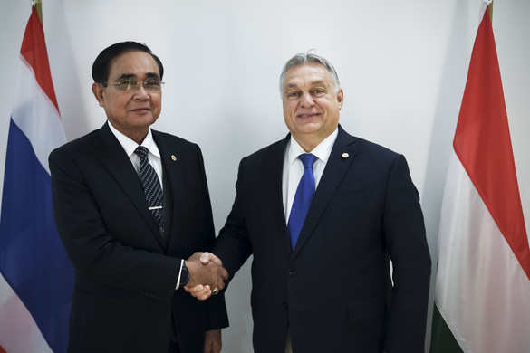 Orbán Viktor tárgyalt Thaiföld miniszterelnökével