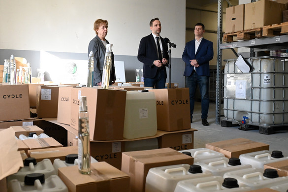 Azbej Tristan: Fertőtlenítőszer-adomány indul Bosznia-Hercegovinába